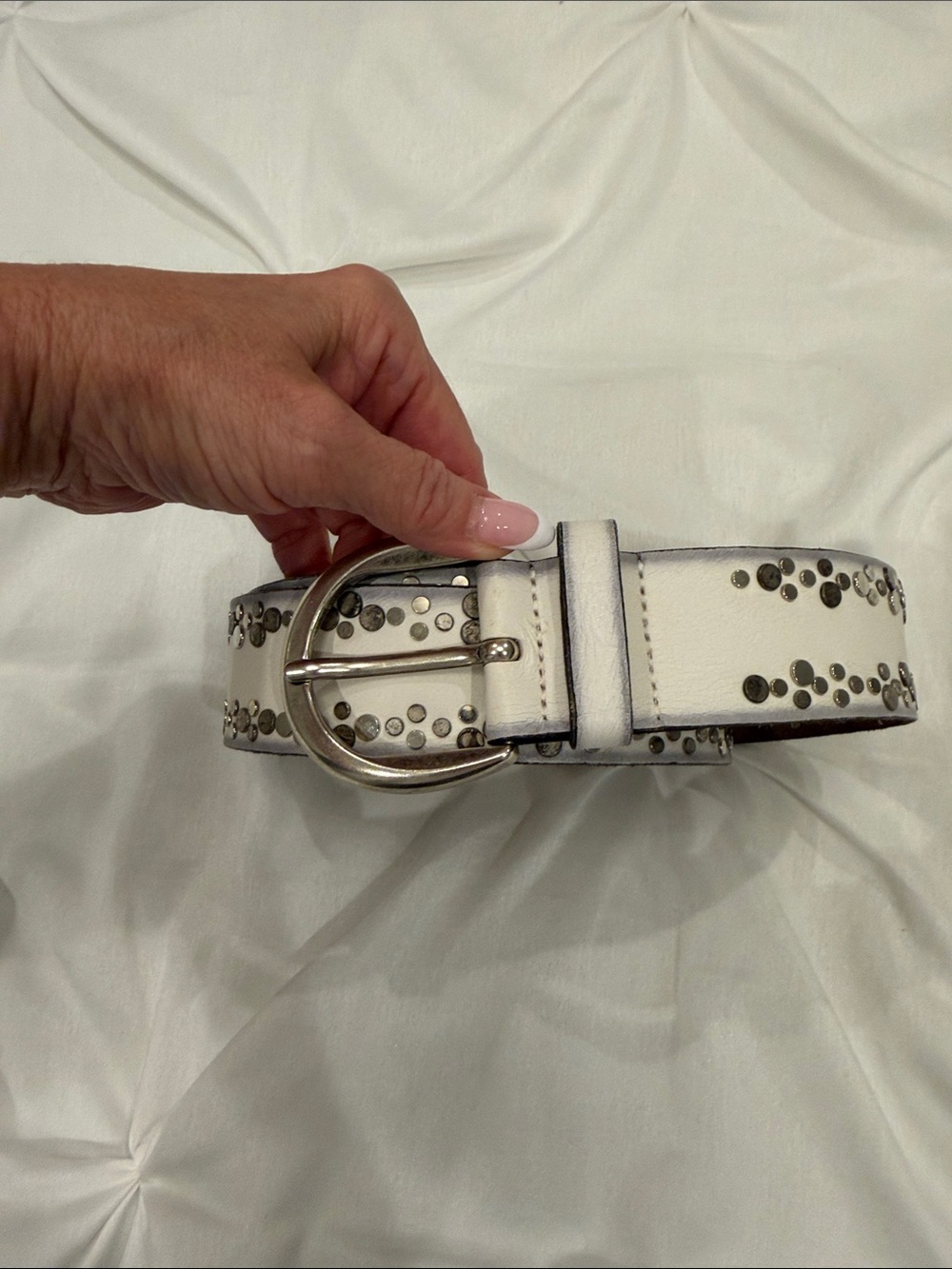 VANZETTI White Studded Leather Belt with Silver Buckle SZ 80